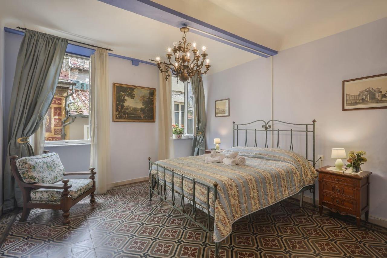 Rooms Corte Delle Uova Centro Storico Piazza San Michele Лука Екстериор снимка