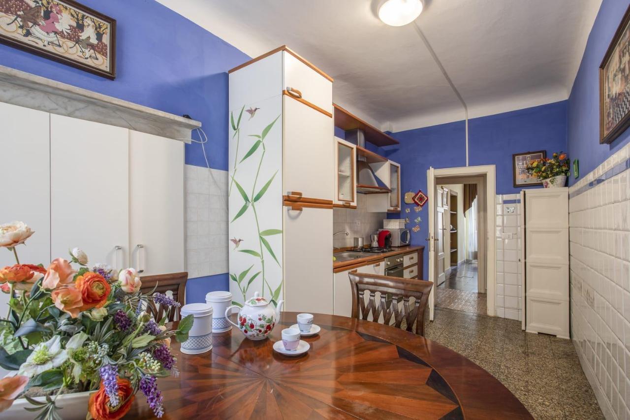 Rooms Corte Delle Uova Centro Storico Piazza San Michele Лука Екстериор снимка