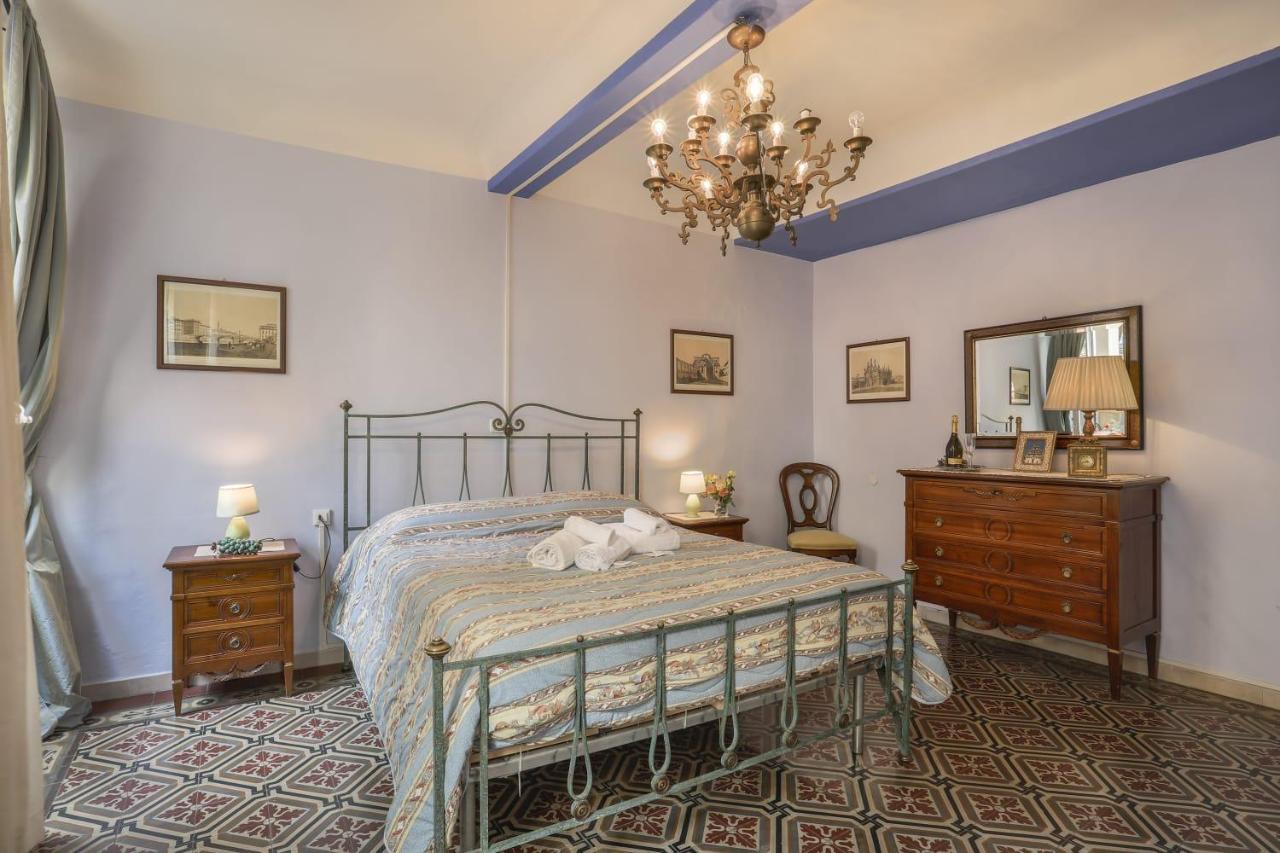 Rooms Corte Delle Uova Centro Storico Piazza San Michele Лука Екстериор снимка